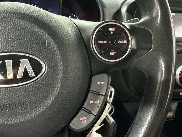 Photo of 2016 Titanium Gray Kia Soul