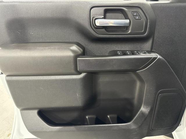 Photo of 2022 Summit White GMC Sierra 2500