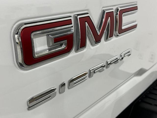 Photo of 2022 Summit White GMC Sierra 2500