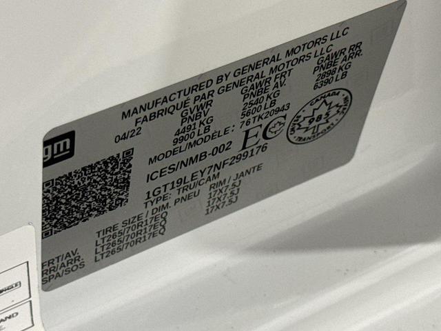 Photo of 2022 Summit White GMC Sierra 2500