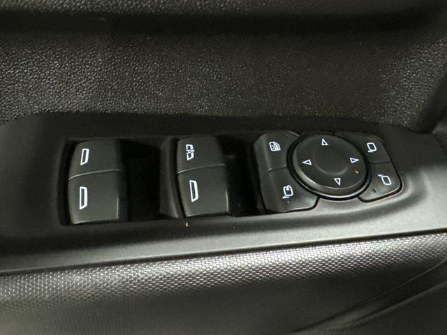 Photo of 2022 Summit White GMC Sierra 2500