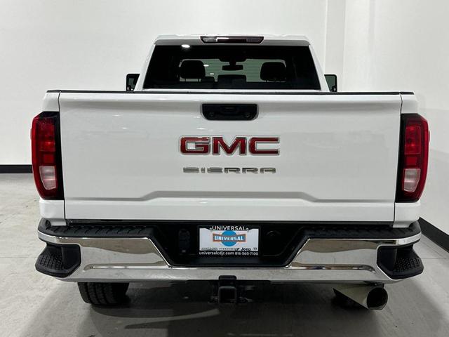 Photo of 2022 Summit White GMC Sierra 2500