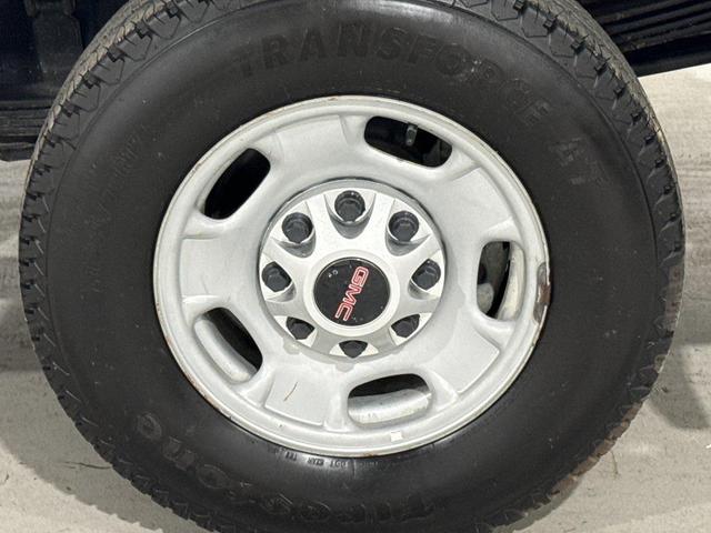 Photo of 2022 Summit White GMC Sierra 2500