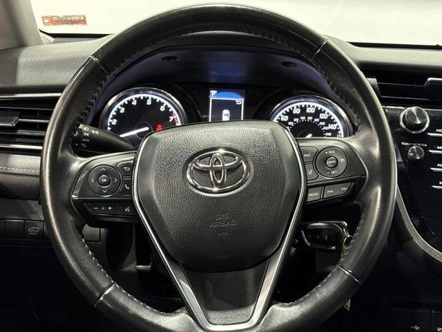 Photo of 2020 Blue Streak Metallic Toyota Camry