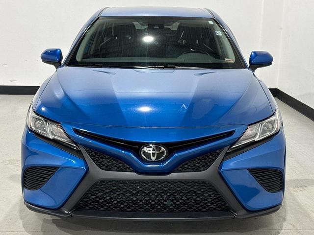 Photo of 2020 Blue Streak Metallic Toyota Camry