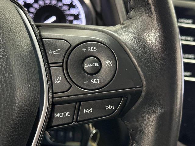 Photo of 2020 Blue Streak Metallic Toyota Camry