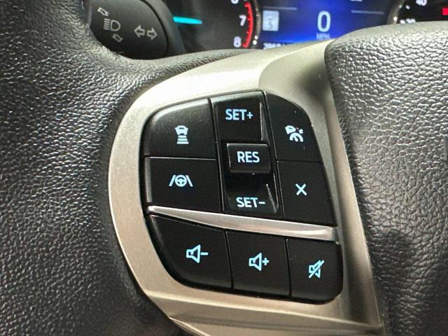 Photo of 2023 Black Metallic Ford Explorer