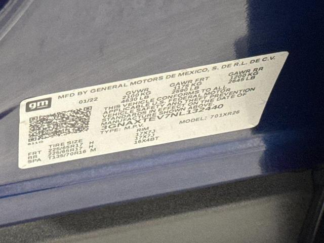 Photo of 2022 Blue Glow Metallic Chevrolet Equinox
