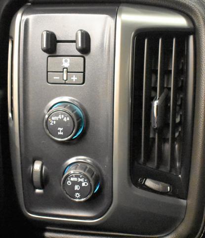 Photo of 2018 Graphite Metallic Chevrolet Silverado 1500