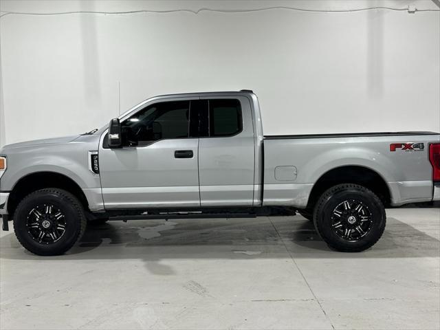 Photo of 2020 Iconic Silver Metallic Ford F-250