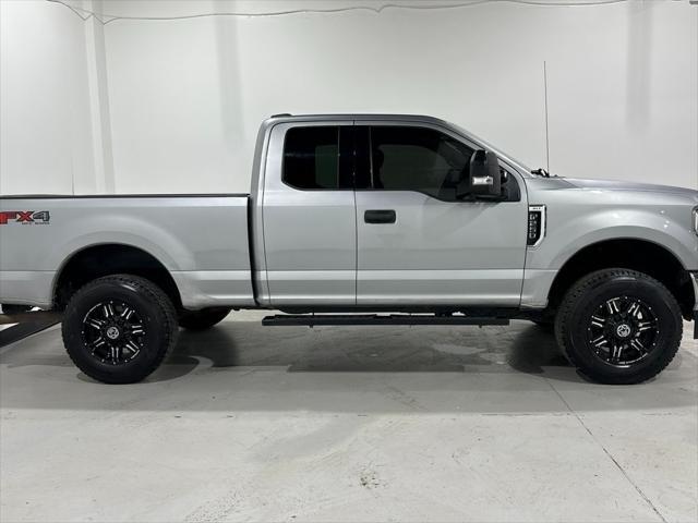 Photo of 2020 Iconic Silver Metallic Ford F-250
