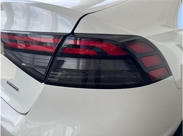 Photo of 2024 Platinum White Pearl Honda Accord Hybrid