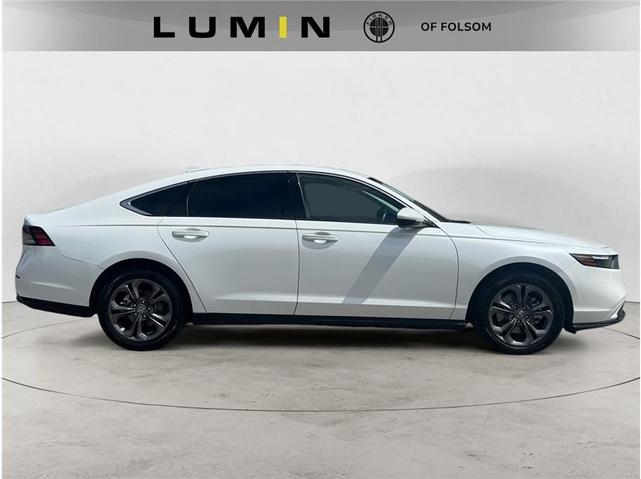 Photo of 2024 Platinum White Pearl Honda Accord Hybrid