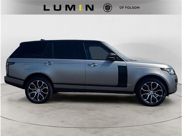Photo of 2017 Silver Land Rover Range Rover