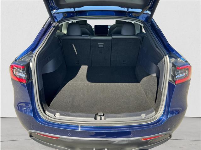 Photo of 2020 Deep Blue Metallic Tesla Model Y