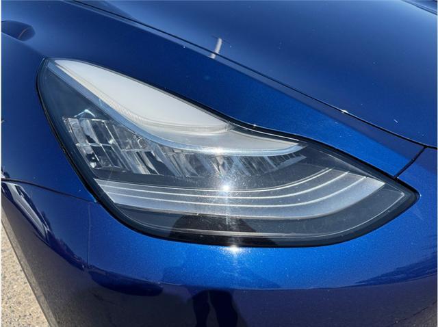 Photo of 2020 Deep Blue Metallic Tesla Model Y
