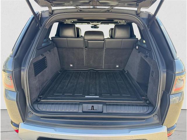 Photo of 2018 Gray Land Rover Range Rover Sport