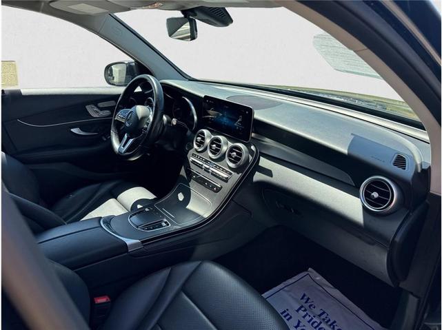 Photo of 2021 Gray Mercedes-Benz GLC 300