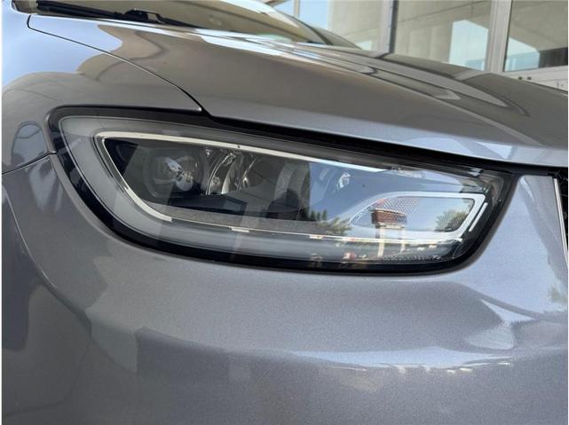 Photo of 2021 Billet Silver Metallic Clearcoat Chrysler Pacifica