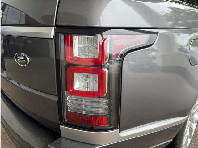 Photo of 2017 Gray Land Rover Range Rover