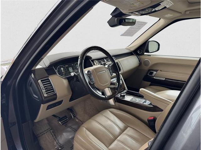 Photo of 2017 Gray Land Rover Range Rover