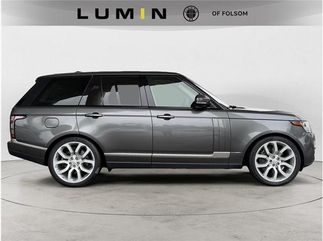 Photo of 2017 Gray Land Rover Range Rover