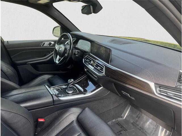 Photo of 2019 Jet Black BMW X5