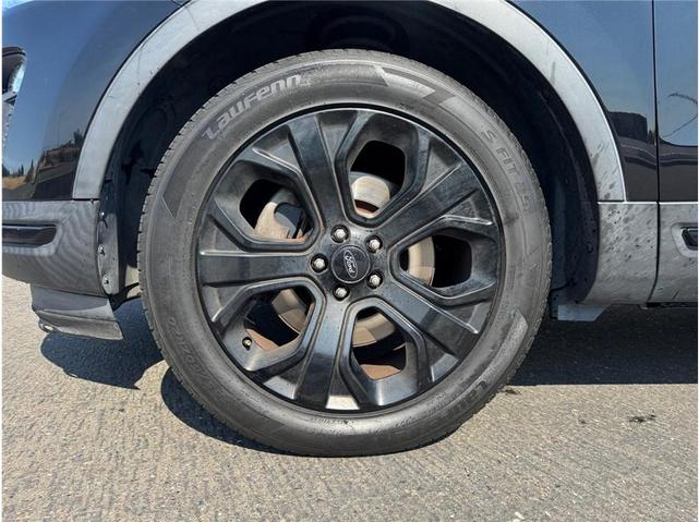 Photo of 2019 Agate Black Metallic Ford Explorer