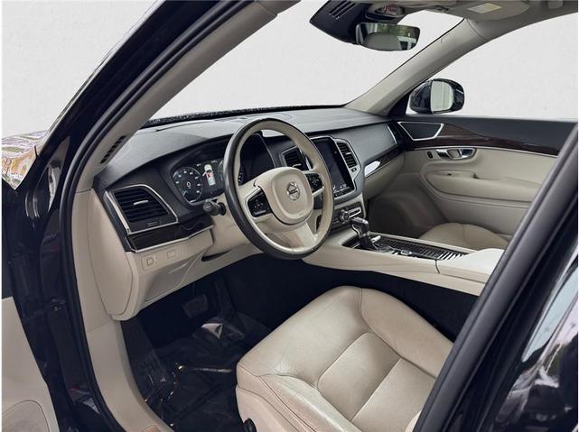 Photo of 2019 Onyx Black Metallic Volvo XC90