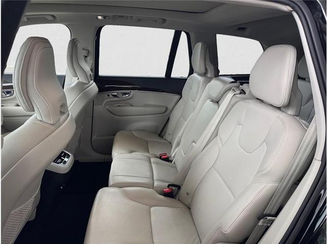 Photo of 2019 Onyx Black Metallic Volvo XC90