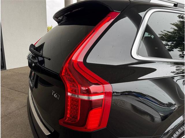 Photo of 2019 Onyx Black Metallic Volvo XC90