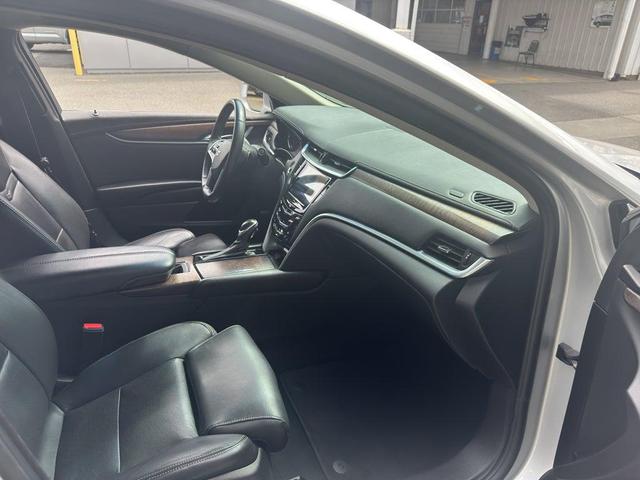 Photo of 2018 Radiant Silver Metallic Cadillac XTS