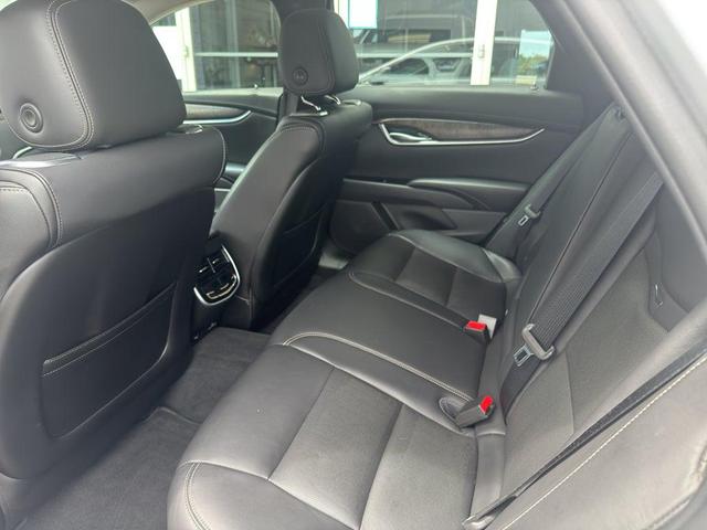 Photo of 2018 Radiant Silver Metallic Cadillac XTS
