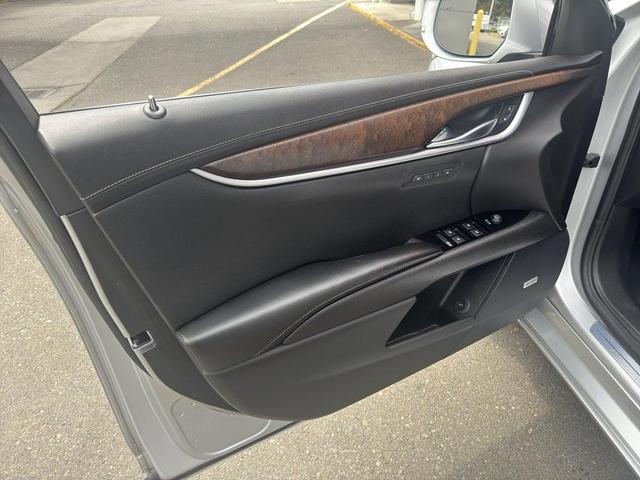 Photo of 2018 Radiant Silver Metallic Cadillac XTS
