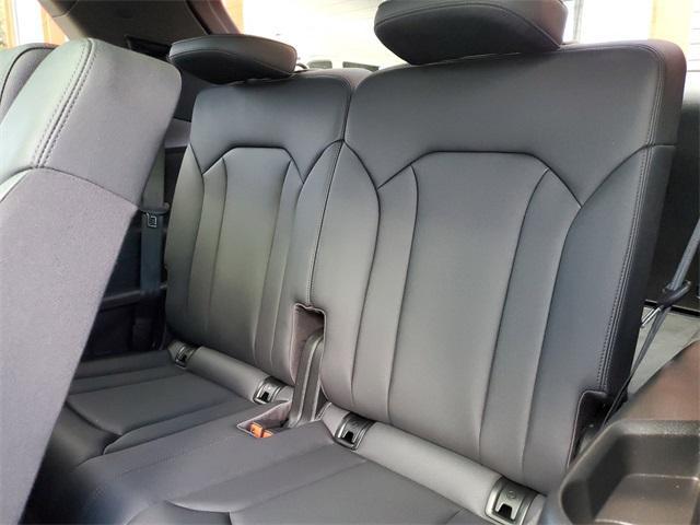 Photo of 2021 Carrara White Audi Q7