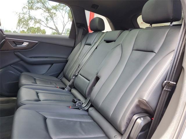 Photo of 2021 Carrara White Audi Q7