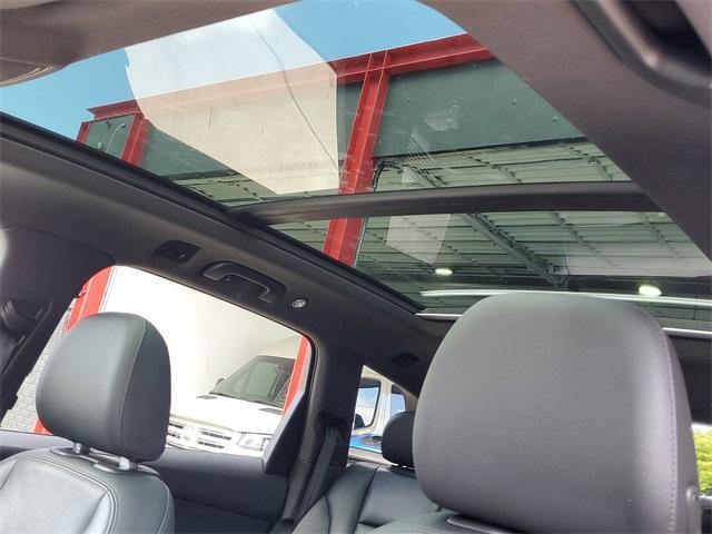 Photo of 2021 Carrara White Audi Q7