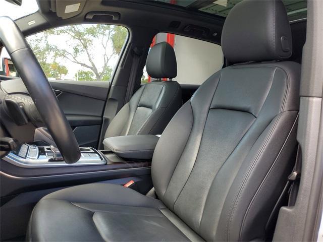 Photo of 2021 Carrara White Audi Q7
