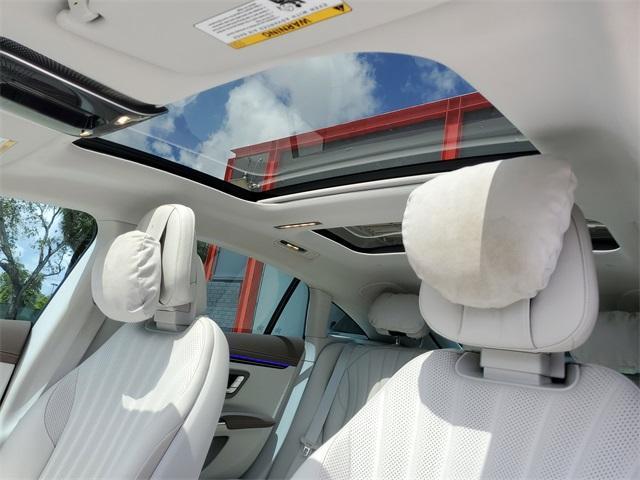 Photo of 2023 Obsidian Black Metallic Mercedes-Benz EQS 450+