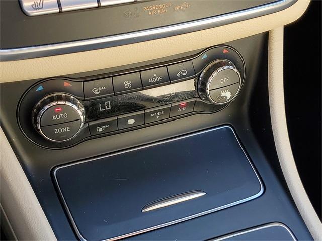 Photo of 2019 Polar White Mercedes-Benz CLA 250