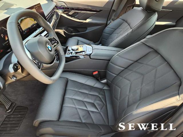 Photo of 2026 Black Sapphire Metallic BMW 530