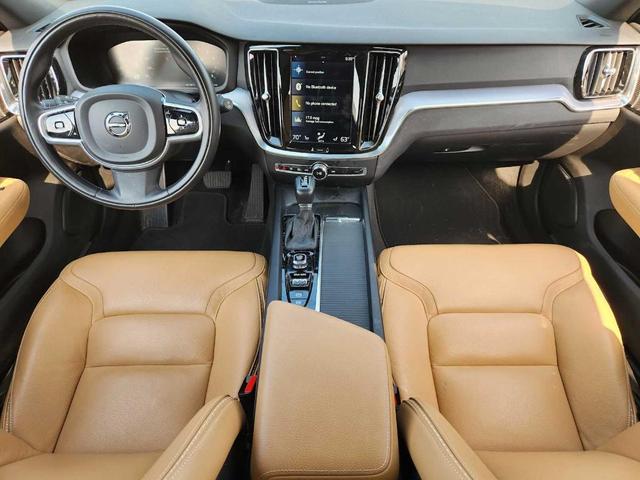 Photo of 2020 Onyx Black Metallic Volvo V60 Cross Country