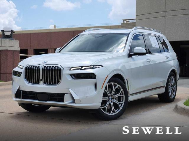2023 BMW X7