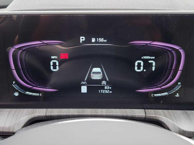 Photo of 2023 Glacial White Pearl Kia Telluride