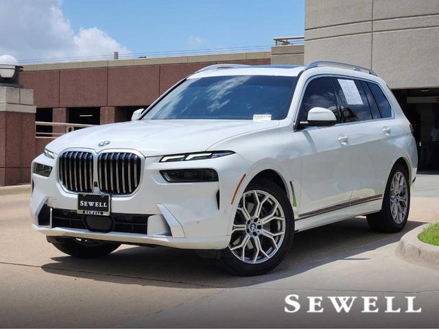 2023 BMW X7