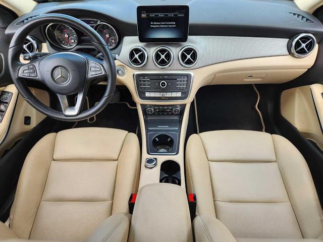 Photo of 2018 Polar White Mercedes-Benz GLA 250
