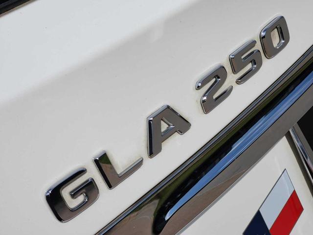Photo of 2018 Polar White Mercedes-Benz GLA 250