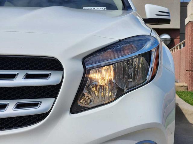 Photo of 2018 Polar White Mercedes-Benz GLA 250