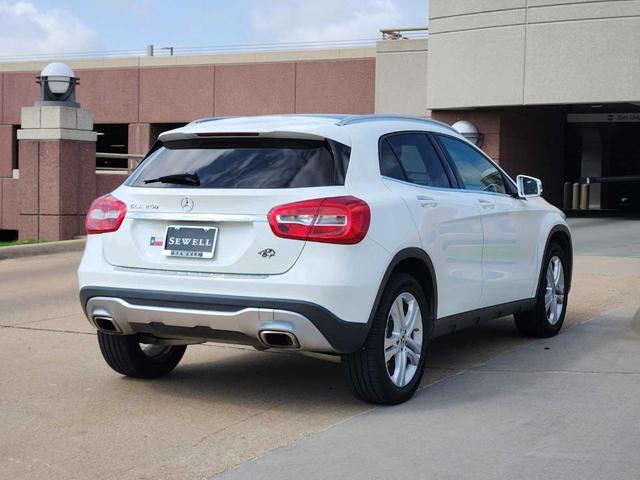 Photo of 2018 Polar White Mercedes-Benz GLA 250