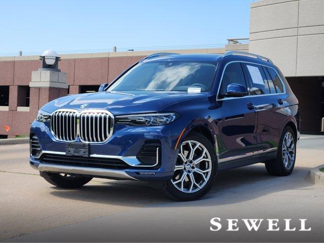 2022 BMW X7